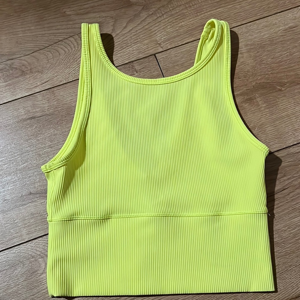Lululemon Pivot tank